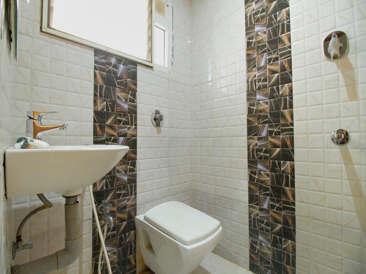 Oyo 15948 Hotel Srees Tiruchirappalli Dış mekan fotoğraf