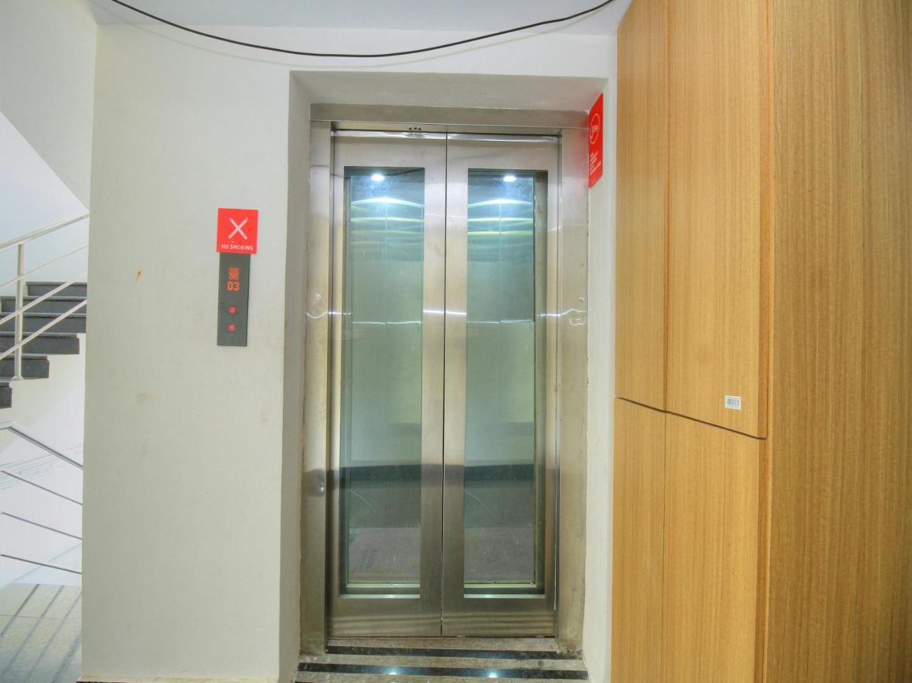 Oyo 15948 Hotel Srees Tiruchirappalli Dış mekan fotoğraf